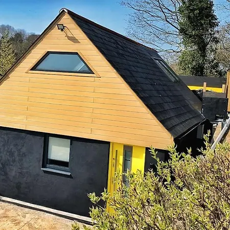 Chy Glynn. Luxury Lodge With Hot Tub And Views. St Agnes  Exterior photo
