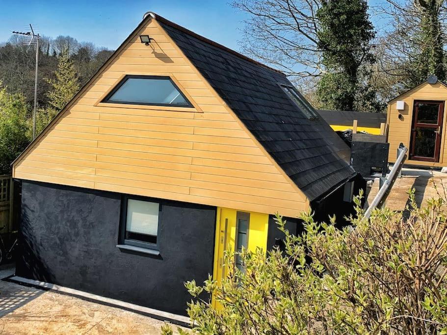 Chy Glynn. Luxury With Hot Tub And Views. Holiday home